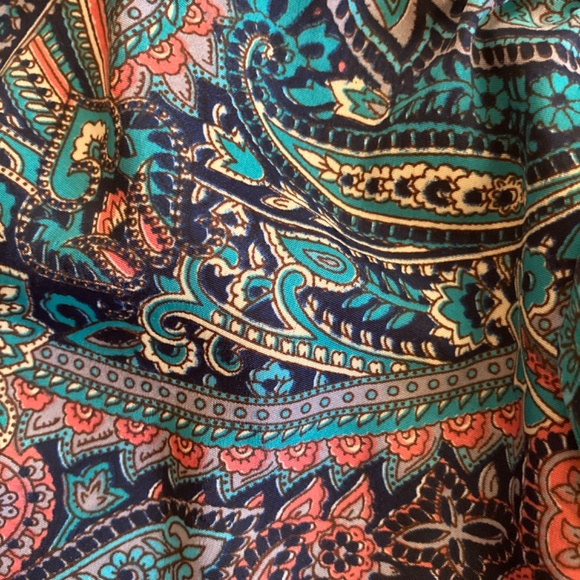 XS Multicolor patterned Raga shorts - Picture 5 of 5